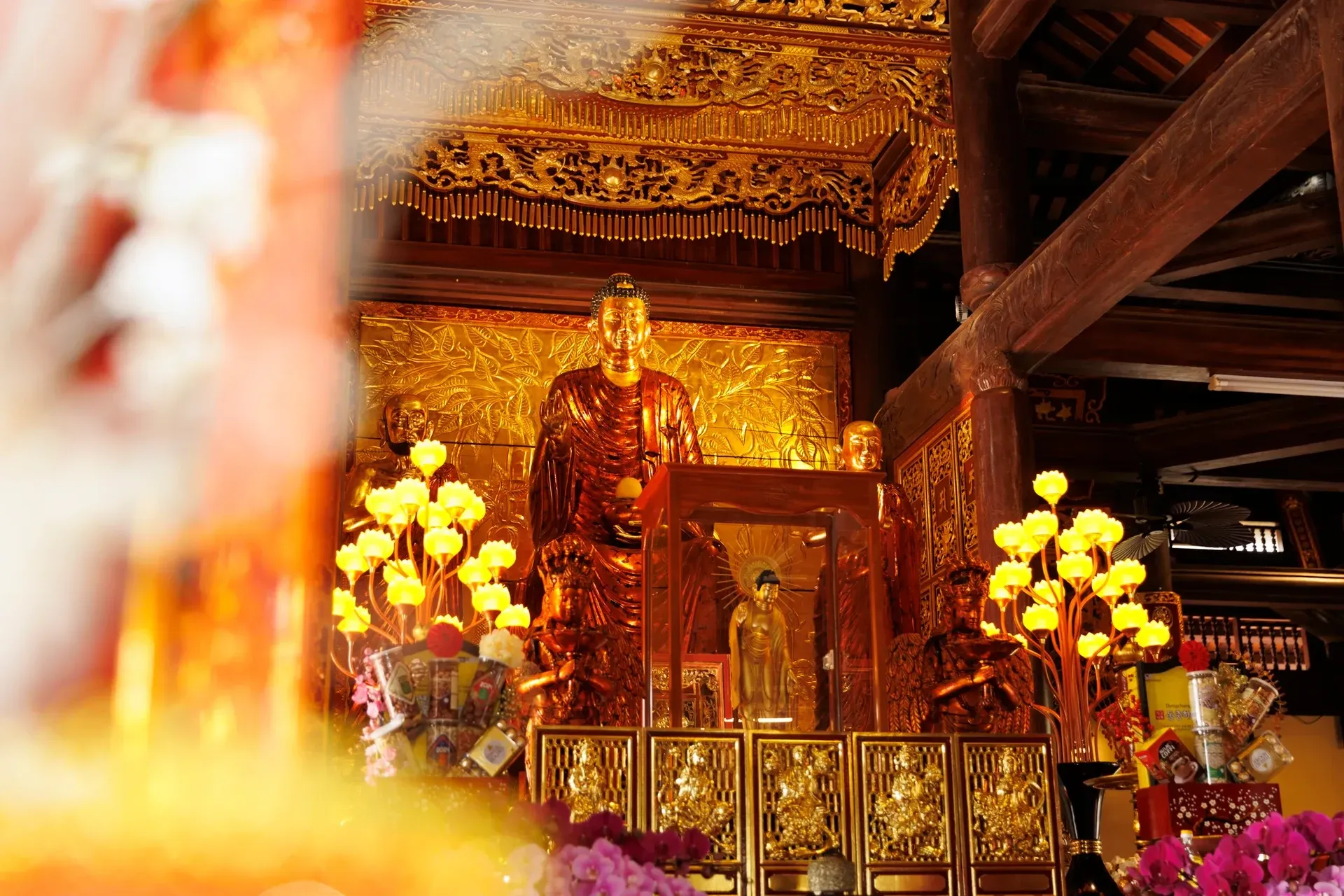 ĐỨC PHẬT THÍCH CA MÂU NI