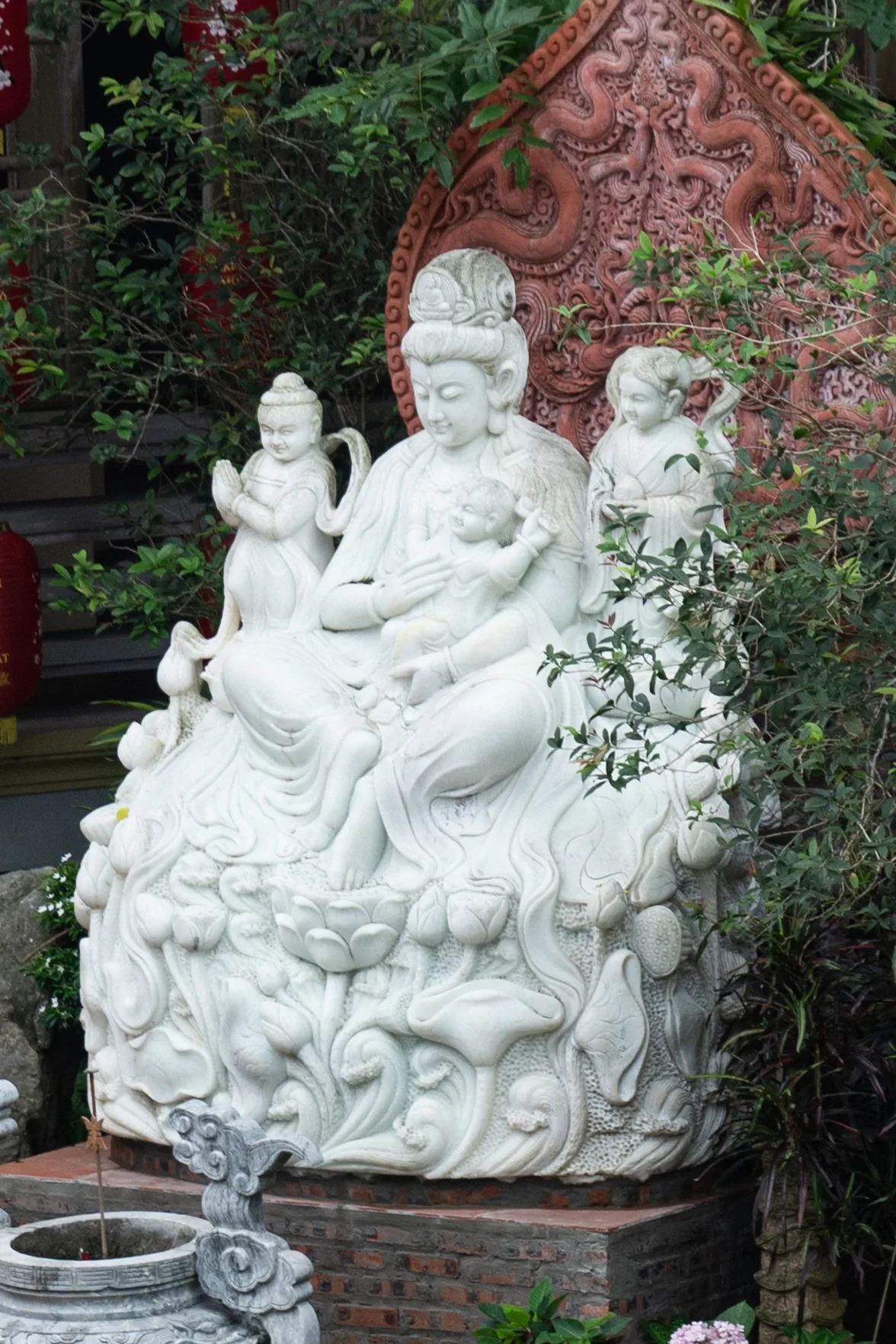 QUÁN ÂM BỒ TÁT